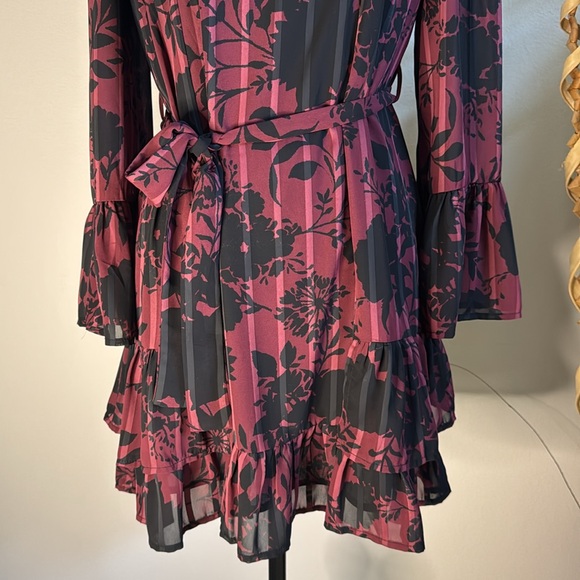 Aqua Off the shoulder Floral Dress. - Picture 3 of 6